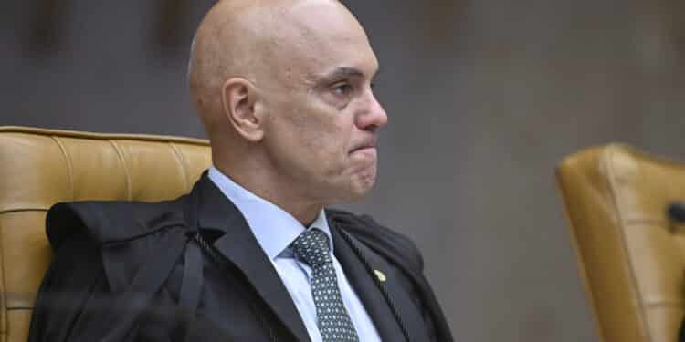 (Foto: Ton Molina/Fotoarena/Agência O Globo) Política