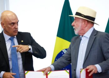 Distanciamento entre Lula e o ministro Alexandre de Moraes foi calculado pela campanha petista, mas na prática não ocorreu
Foto: Wilton Junior/ Estadão