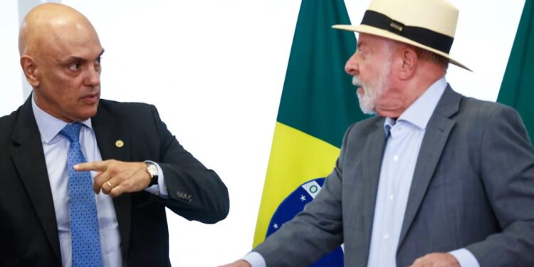Distanciamento entre Lula e o ministro Alexandre de Moraes foi calculado pela campanha petista, mas na prática não ocorreu
Foto: Wilton Junior/ Estadão