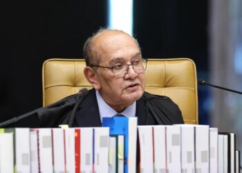 O ministro Gilmar Mendes na seção plenária extraordinária do STF

Foto: STF