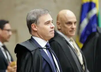 Os ministros André Mendonça e Alexandre de Moraes  • Victor Piemonte/STF