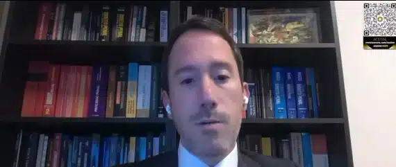 Advogado Andre Fini Tergarolli avalia que o foco da sessao saiu do conteudo do relatorio sobre Vorcaro e passou para a regularidade da atuação de Andre Mendonça
e da PF | Foto: Reprodução/Revista Oeste