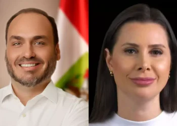 Carlos Bolsonaro (PL) e Carol de Toni (PL) concorrem ao Senado por Santa Catarina
Foto: Reprodução/Instagram