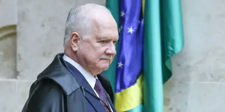 Ministro Edson Fachin em sessão plenária do STF  • Antonio Augusto/STF