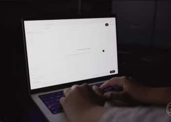 Uma das principais empresas de IA do mundo revela situações em que a tecnologia agiu por conta própria — Foto: Jornal Nacional/ Reprodução