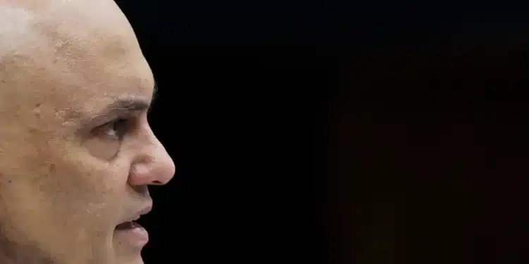 Moraes durante uma sessao da Suprema Corte em Brasilia - 19/8/2025 | Foto: Adriano Machado/Reuters