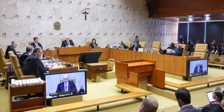 Ministros decidiram que a proteção deve considerar a violência de gênero, e não a existência de vínculo entre a mulher e o agressor. (Foto: Antonio Augusto/STF)