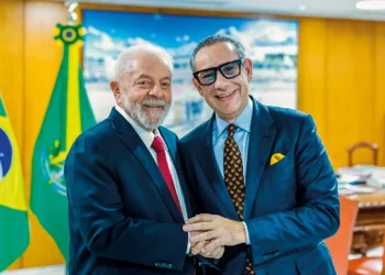 “VAMOS QUEBRAR TUDO” - Lula e Warde: acesso ao presidente, encontros às escondidas e ameaças (Reprodução/ Veja)