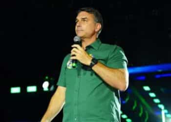 Candidato à Presidência Flávio Bolsonaro  • undefined