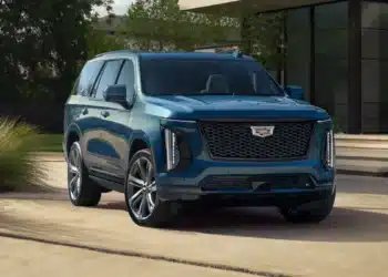 Cadillac Escalade: SUV de grande porte é um dos mais desejados pelos brasileiros  • Divulgação