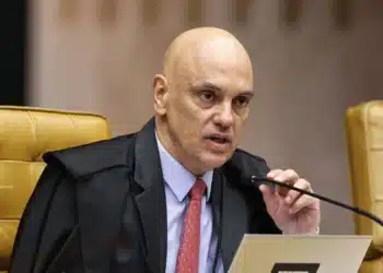 O ministro Alexandre de Moraes durante sessão plenária do STF  • Alejandro Zambrana/STF