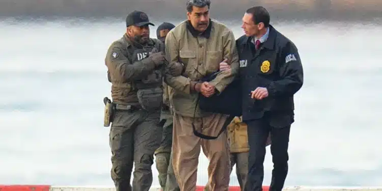 Nicolás Maduro escoltado por agentes federais norte-americanos • XNY/Star Max/GC Images