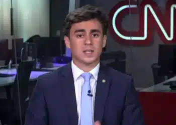 O deputado federal Nikolas Ferreira (PL) em entrevista à CNN Brasil • Reprodução/CNN Brasil